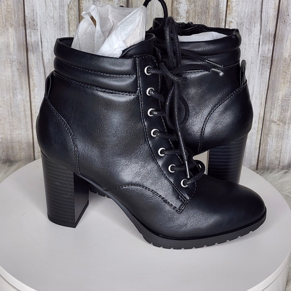 Style & Co Laurellee Lace-Up Dress Booties Black - Picture 3 of 10